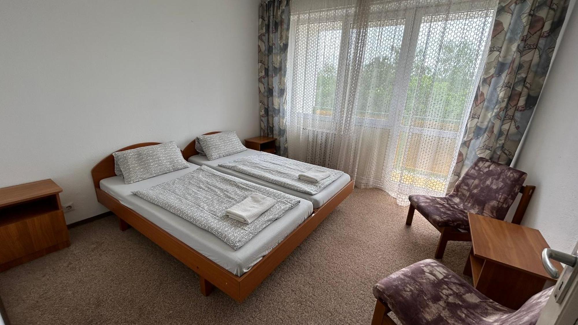 Aranypart Hostel شيوفوك المظهر الخارجي الصورة