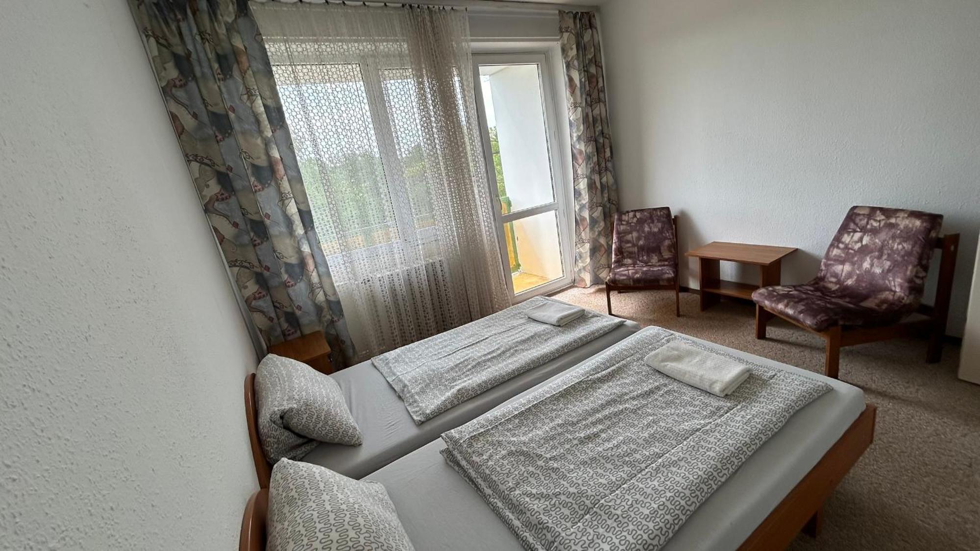 Aranypart Hostel شيوفوك المظهر الخارجي الصورة